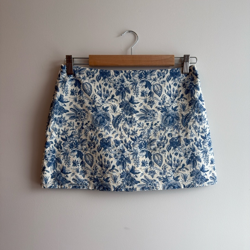 Peppermayo Skirt Low Rise Blue and White Floral